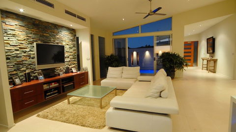 Whitsunday Views - Northern Rivers Accommodation 5