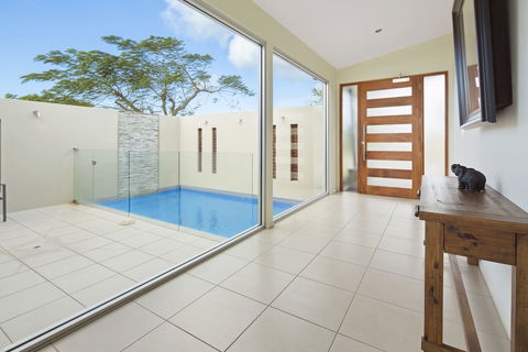 Whitsunday Views - Northern Rivers Accommodation 0