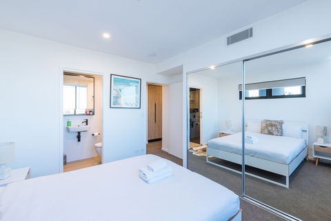 Airtrip Apartments On Deshon St - Northern Rivers Accommodation 1