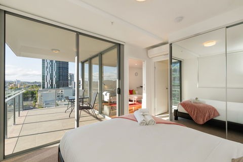 Sofun Apartment On Edmondstone St - Northern Rivers Accommodation 1