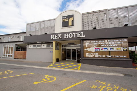 Rex Hotel - Northern Rivers Accommodation 0