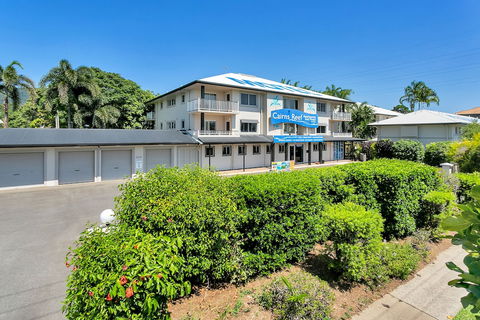 Cairns Reef Apartments & Motel - Northern Rivers Accommodation 2
