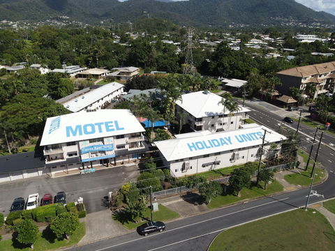 Cairns Reef Apartments & Motel - Northern Rivers Accommodation 0