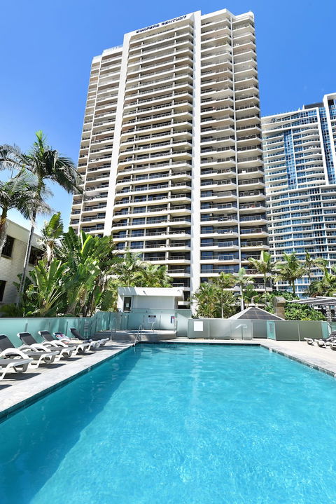 Surfers Century Oceanside Apartments - Northern Rivers Accommodation 1