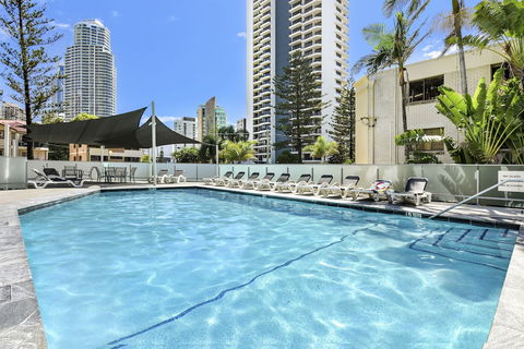 Surfers Century Oceanside Apartments - Northern Rivers Accommodation 3