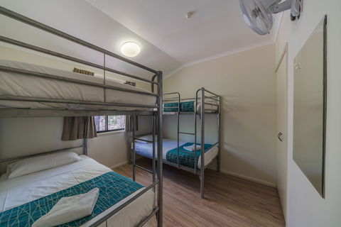Capricorn Caves - Caravan Park - Northern Rivers Accommodation 4