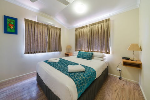 Capricorn Caves - Caravan Park - Northern Rivers Accommodation 2
