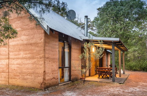 Bussells Bushland Cottages - Northern Rivers Accommodation 2