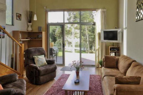 Ulverstone River Retreat - Northern Rivers Accommodation 6