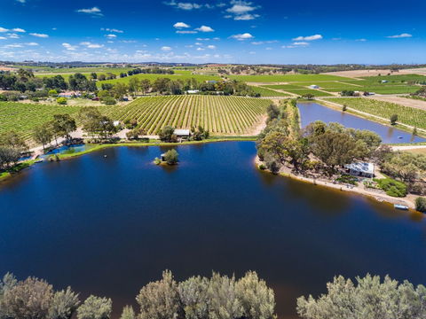 Stonewell Cottages & Vineyards - Northern Rivers Accommodation 0