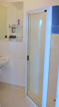 Meredith House - Northern Rivers Accommodation 6