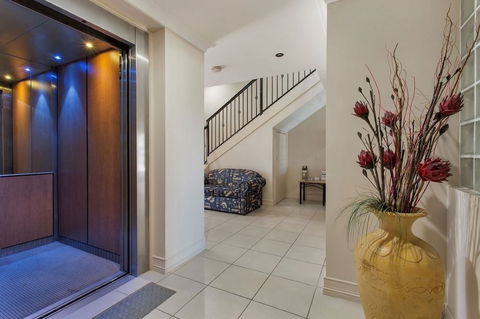City-ville Luxury Apartments & Motel - Northern Rivers Accommodation 4