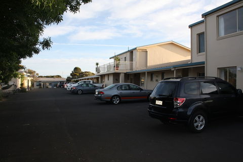 Lakeview Motel & Apartments - Northern Rivers Accommodation 1
