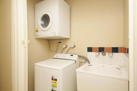 Nautilus Holiday Apartments - Northern Rivers Accommodation 3