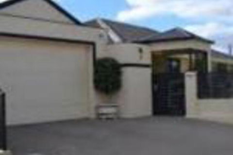 Sunset Retreat - Northern Rivers Accommodation 0