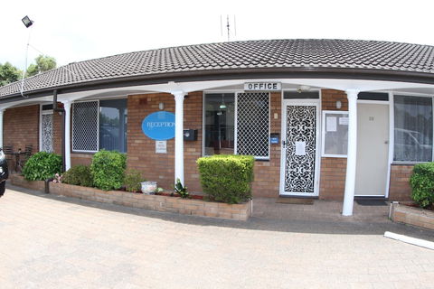 Reign Inn Newcastle - Northern Rivers Accommodation 5