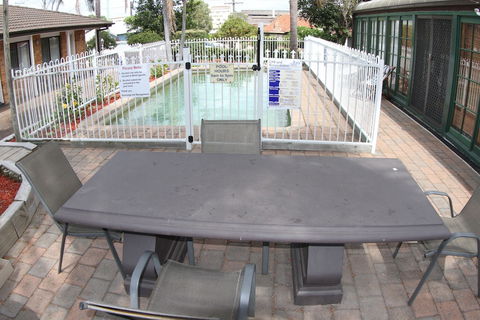 Reign Inn Newcastle - Northern Rivers Accommodation 1