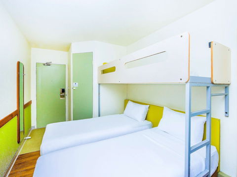 Ibis Budget Newcastle - Northern Rivers Accommodation 6