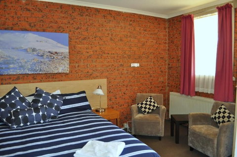 Merrijig Motor Inn Resort - Northern Rivers Accommodation 6