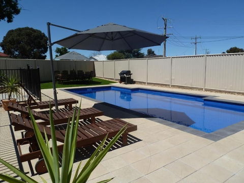 Ploughmans Motor Inn - Northern Rivers Accommodation 5