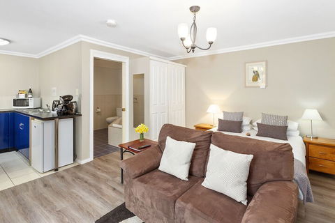 Oyster Cove Chalet - Northern Rivers Accommodation 7