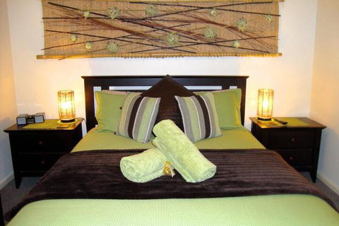 Sunway Farm Bed & Breakfast & Rosebud Cottage - Northern Rivers Accommodation 5