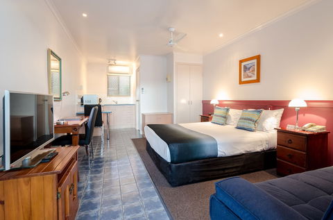 Central Studio Accommodation - Northern Rivers Accommodation 3