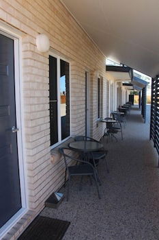 Emerald Park Motel - Northern Rivers Accommodation 1