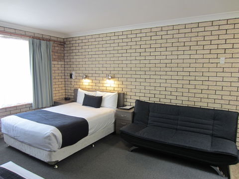 Cowra Crest Motel - Northern Rivers Accommodation 2