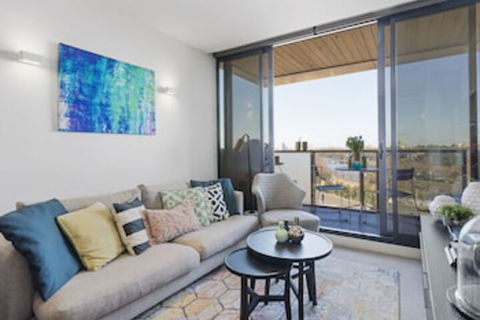 LAURENT Views Of MCG & Yarra River + Fed Square - Northern Rivers Accommodation 0
