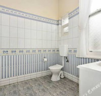 Rose Garden Spacious Family Home Near CBD - Northern Rivers Accommodation