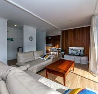 Villa Ellisa Unit 4 / 10 Columbia Close - Northern Rivers Accommodation