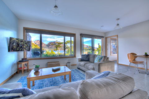 Freycinet Stone Studio 3 - Northern Rivers Accommodation 1