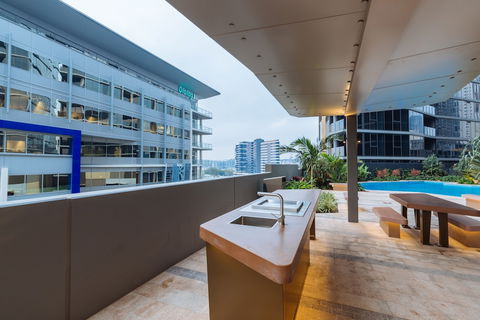 Airtrip Apartment On Manning St - Northern Rivers Accommodation 0