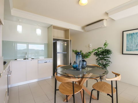 Urban Rest - Kelvin Grove - Northern Rivers Accommodation 3