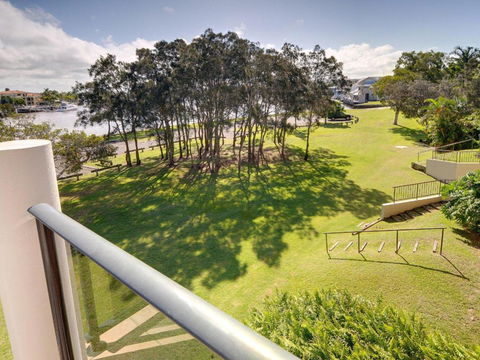Maui 6 2 BDRM Apt On Parkyn Pde - Northern Rivers Accommodation 4