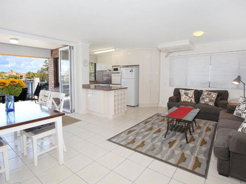 Maui 6 2 BDRM Apt On Parkyn Pde - Northern Rivers Accommodation 2