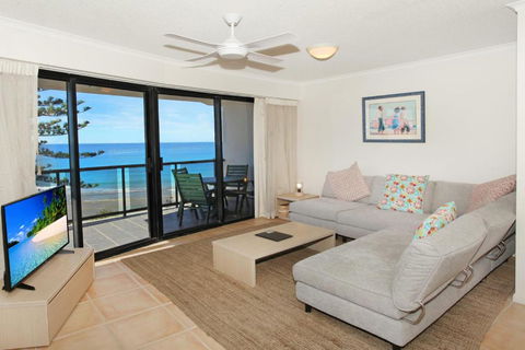 Unit 8 Phoenix Apartments 1736 David Low Way Coolum Beach LINEN INCLUDED 500 BOND - Northern Rivers Accommodation 5
