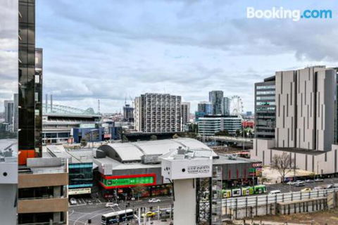 Complete Host Manhattan Apartments - Northern Rivers Accommodation 1