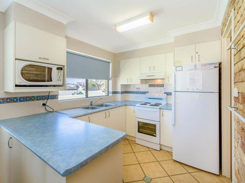 Flinders Lodge Fantastic Views Opposite Main Beach - Northern Rivers Accommodation 6