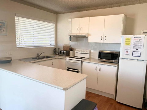 5 SHOAL TOWERS 11 SHOAL BAY RD FANTASTIC LOCATION WITH WATER VIEWS - Northern Rivers Accommodation 3