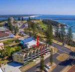 Seaspray 3 straight across the road from Main Beach Yamba - Northern Rivers Accommodation
