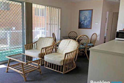 2 Highpoint 4 Magnus Street Two Bedroom Unit Close To Nelson Bay CBD - Northern Rivers Accommodation 0