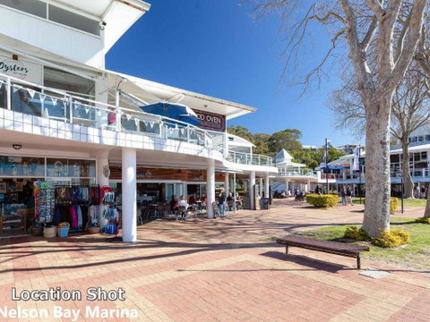30 The Commodore 9 11 Donald Street Fabulous 3 Bedroom 2 Bathroom 2 Carspaces - Northern Rivers Accommodation 5