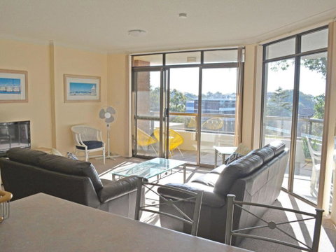 30 The Commodore 9 11 Donald Street Fabulous 3 Bedroom 2 Bathroom 2 Carspaces - Northern Rivers Accommodation 3