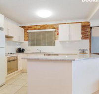 2 Yachtsman Rest 37 Victoria Parade Foxtel aircon waterviews - Northern Rivers Accommodation