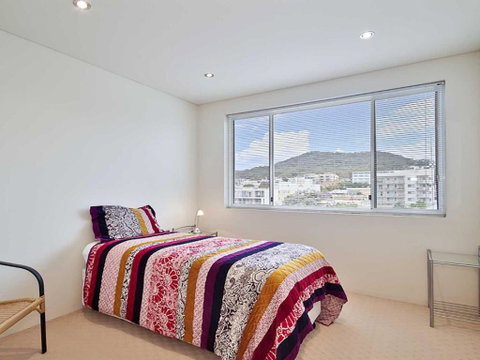 8 Carrington 15 Government Road Spacious Unit With Air Conditioning & Lift - Northern Rivers Accommodation 4