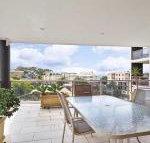 8 Carrington 15 Government Road spacious unit with air conditioning  lift - Northern Rivers Accommodation