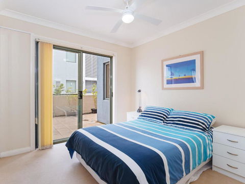 2 Peninsula Waters Three Bedroom Unit With Spacious Private Courtyard & WIFI - Northern Rivers Accommodation 5