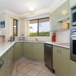2 Peninsula Waters Three Bedroom Unit With Spacious Private Courtyard & WIFI - Northern Rivers Accommodation 0